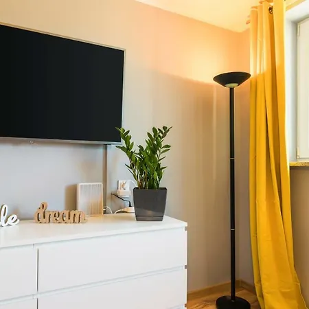 Maya's Flats & Resorts - Podwale Apartment Gdansk